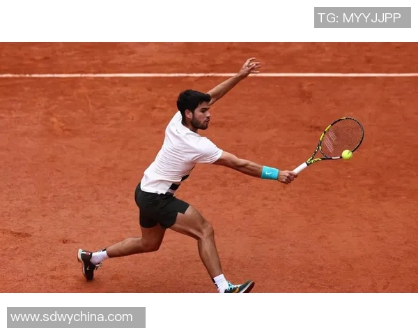 激烈对决网球赛场新星崛起老将争锋挑战各国选手竞技盛宴